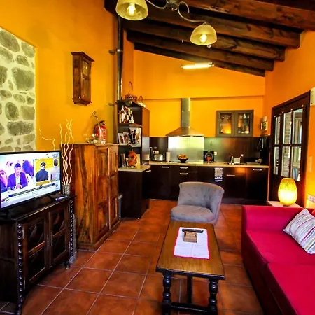 Casa Clarita Caño
